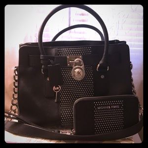 MK purse with matching wallet